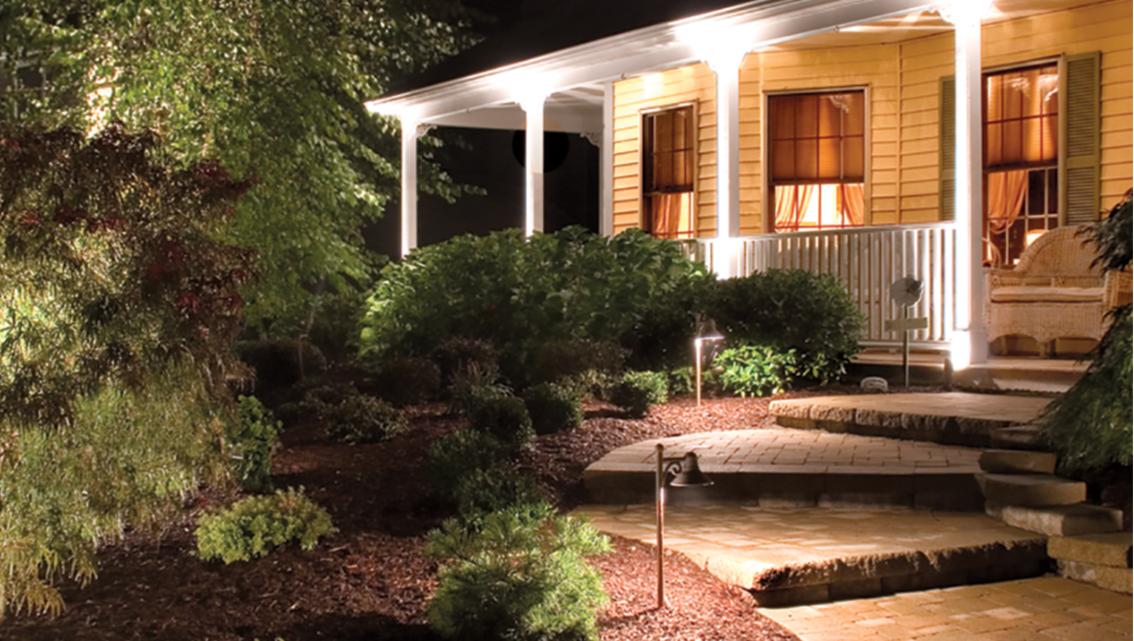 Cedar Lawn And Landscaping Backyard, Types Of Landscape Lighting